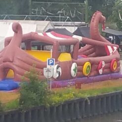 Hindernisbahn Wikingerschiff P-XXL 12 Wikkingerschiff am Neckar